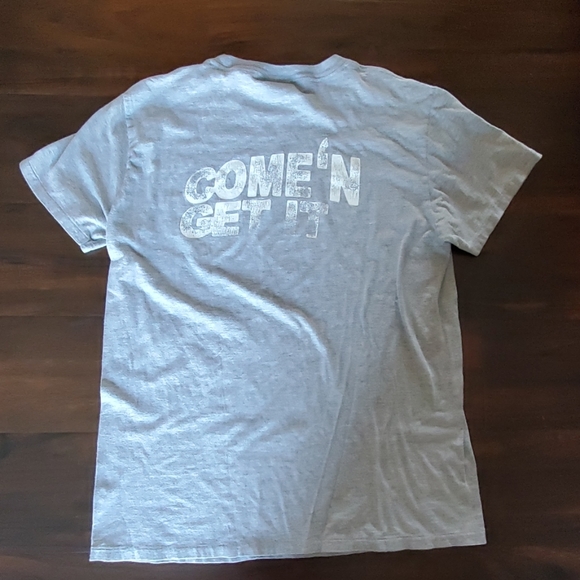 American Eagle tshirt - Picture 3 of 3